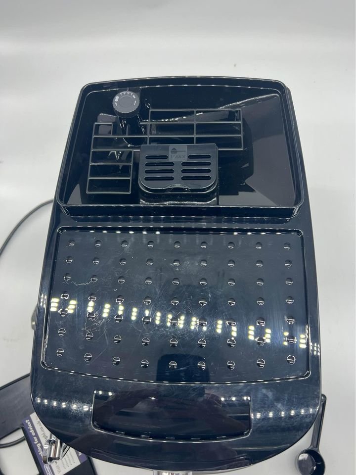 De’Longhi Magnifica S, Automatic Bean to Cup Coffee Machine, Espresso and Cappuccino Maker